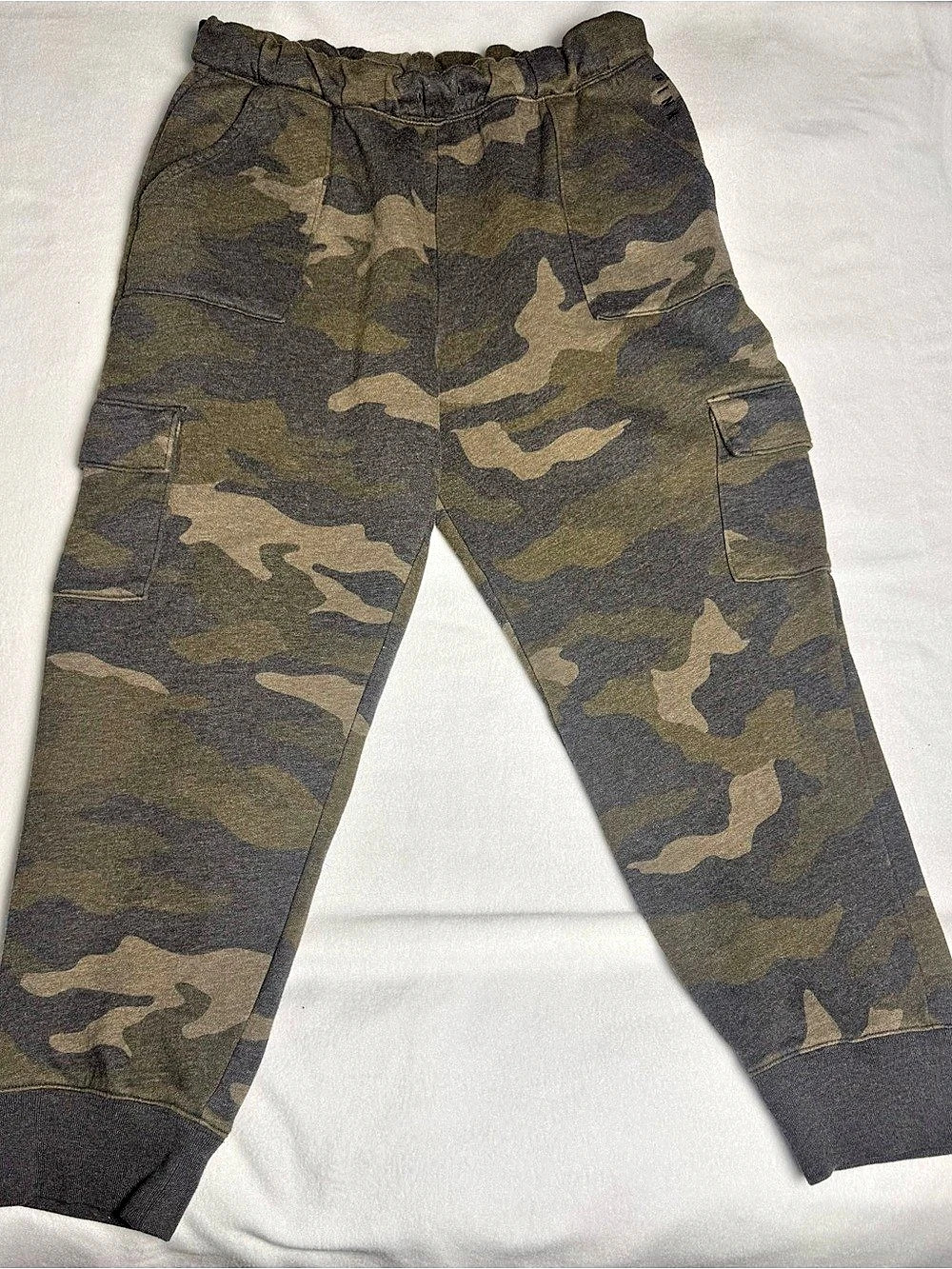 PINK Victoria’s Secret Camo Cargo Jogger Sweatpants